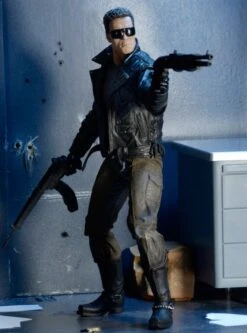 NECA Terminator - Ultimate T-800 Police Station Assault Figur -Spielzeug Puppen Geschäft 2cc5d69e5a7403eb517f547ba74a9a221f6ef59bd442c88a949eb394c0948404