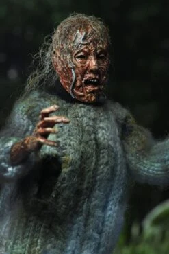 NECA Friday The 13th - Corpse Pamela (Lady Of The Lake) Clothed Actionfigur -Spielzeug Puppen Geschäft 39724 5