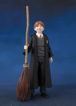 Harry Potter - Ron Weasley - Stein Der Weisen S.H. Figuarts Figur -Spielzeug Puppen Geschäft 61hn2ltdvml. ac sl1440