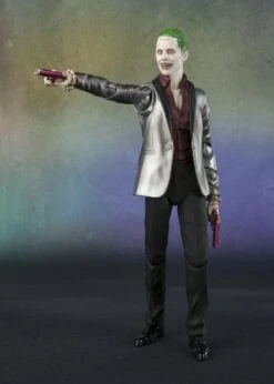 DC Suicide Squad - Joker - S.H. Figuarts Figur -Spielzeug Puppen Geschäft 61lfprkntcl. ac sl1440