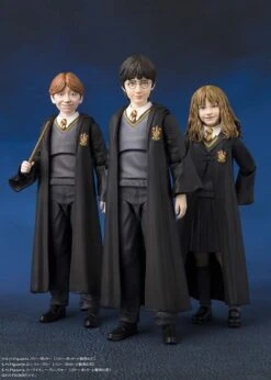 Harry Potter - Ron Weasley - Stein Der Weisen S.H. Figuarts Figur -Spielzeug Puppen Geschäft 71ufsnwoiql. ac sl1500 1