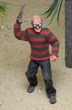NECA Nightmare On Elm Street Part 4 - Freddy Surgeon Retro Doll Figur -Spielzeug Puppen Geschäft 7eb01e5e509297353450bf57ec12acaf77916cd8f6b3a0272d84c8ac96b6c6c8
