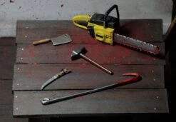 NECA The Texas Chainsaw Massacre - Ultimate Leatherface Action Figur -Spielzeug Puppen Geschäft 817cc858e2611ccb64853e08c58b957afedf7ae598ec27c083708632dae008fc