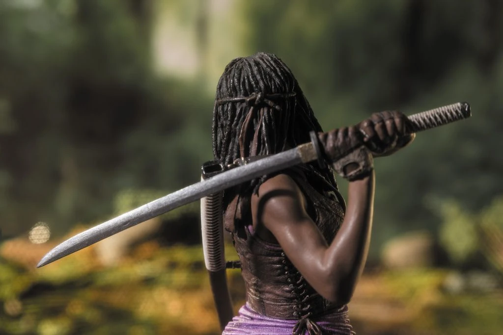 The Walking Dead TV - Michonne Deluxe Figur 9 The Walking Dead TV - Michonne Deluxe Figur – Bild 7
