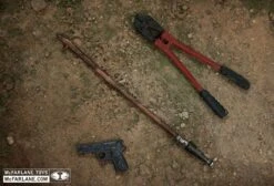 The Walking Dead TV Serie 9 - T-Dog Figur -Spielzeug Puppen Geschäft 8dd298bbbe33ad2f3fb2d8cb263b5e66cf808fec749489d463fae1520a119585