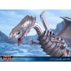 Spielzeug Puppen Geschäft -Spielzeug Puppen Geschäft blue eyes white dragon white edition statue 35 cm 12