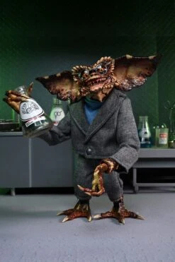 NECA Gremlins 2 - Ultimate Brain Gremlin - Clothed Actionfigur -Spielzeug Puppen Geschäft brain12 scaled 1