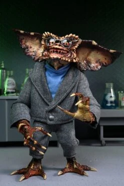 NECA Gremlins 2 - Ultimate Brain Gremlin - Clothed Actionfigur -Spielzeug Puppen Geschäft brain3 scaled 1