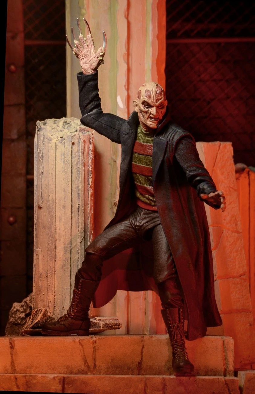 NECA Nightmare On Elm Street Part 7 - New Nightmare Freddy Figur 7 NECA Nightmare On Elm Street Part 7 - New Nightmare Freddy Figur – Bild 5
