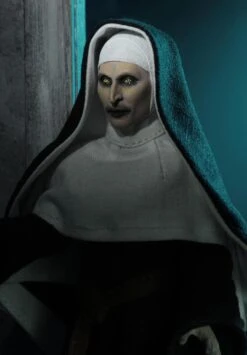 NECA The Conjuring Universe - The Nun - 20cm Figur Nonne -Spielzeug Puppen Geschäft d4ac3f588a30758f1099fc6c0a947503be92fda7a2066aa4001510ca20a457a1