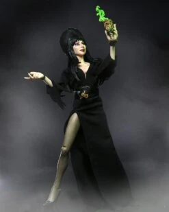NECA Elvira, Mistress Of The Dark - Clothed Actionfigur -Spielzeug Puppen Geschäft elvira7 scaled 1