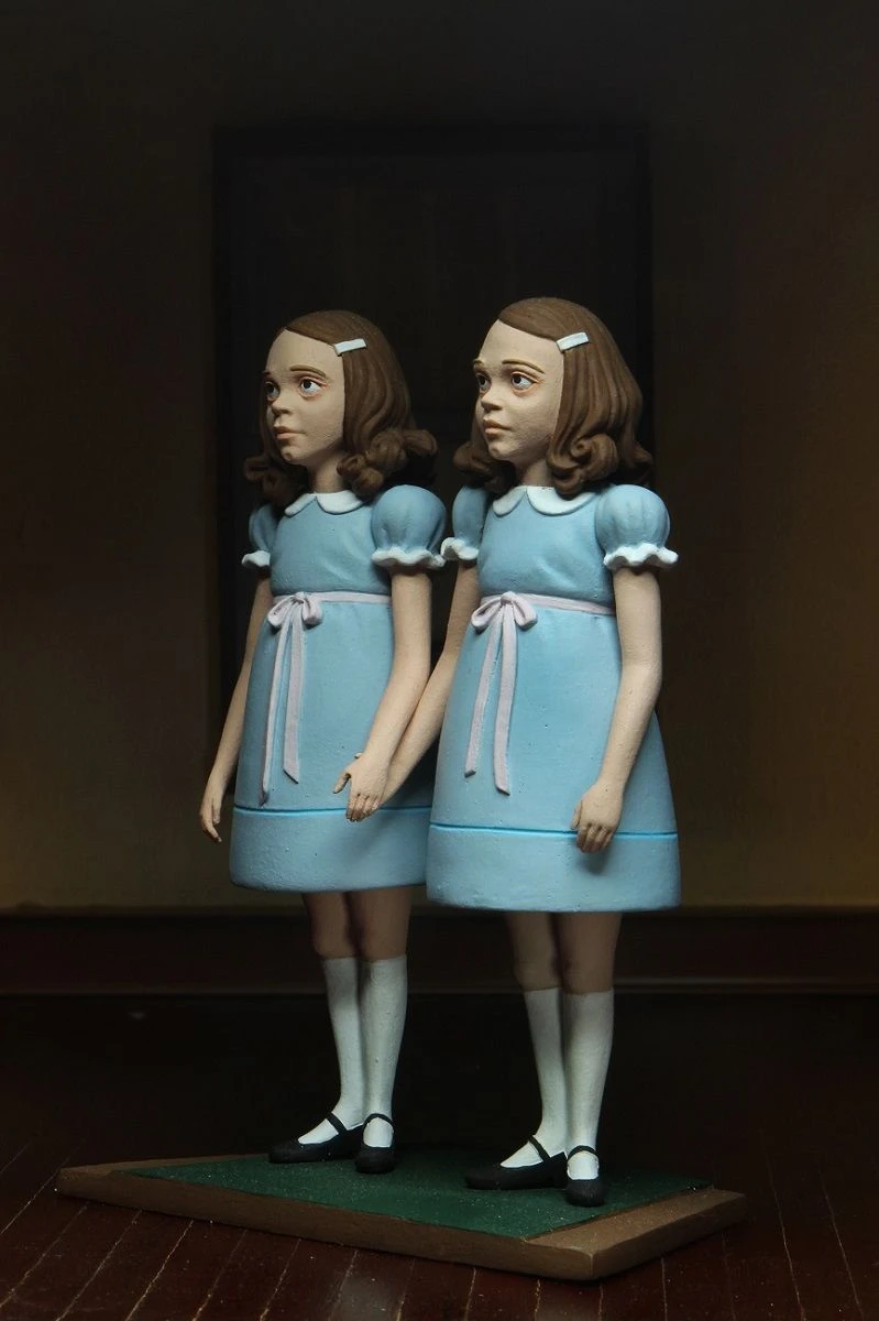 NECA Toony Terrors - The Grady Twins (The Shining) Figur 5 NECA Toony Terrors - The Grady Twins (The Shining) Figur – Bild 3