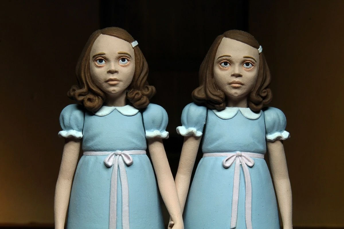 NECA Toony Terrors - The Grady Twins (The Shining) Figur 6 NECA Toony Terrors - The Grady Twins (The Shining) Figur – Bild 4