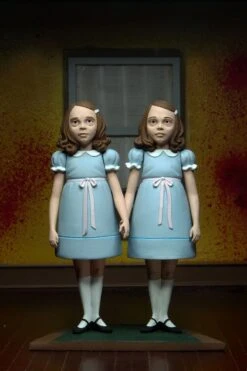 NECA Toony Terrors - The Grady Twins (The Shining) Figur 15 NECA Toony Terrors - The Grady Twins (The Shining) Figur -Spielzeug Puppen Geschäft grady girls 4