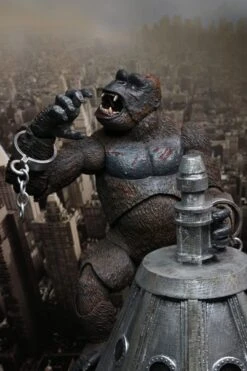 NECA King Kong (Concrete Jungle) - King Kong Limited Edition Actionfigur -Spielzeug Puppen Geschäft king kong4 scaled 1