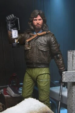 NECA The Thing - Ultimate MacReady (Outpost 31) Actionfigur -Spielzeug Puppen Geschäft macready12 scaled 1