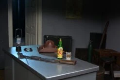 NECA The Thing - Ultimate MacReady (Outpost 31) Actionfigur -Spielzeug Puppen Geschäft macready15 scaled 1