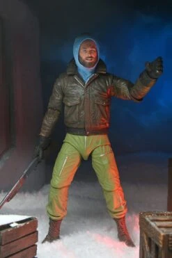 NECA The Thing - Ultimate MacReady (Outpost 31) Actionfigur -Spielzeug Puppen Geschäft macready8 scaled 1