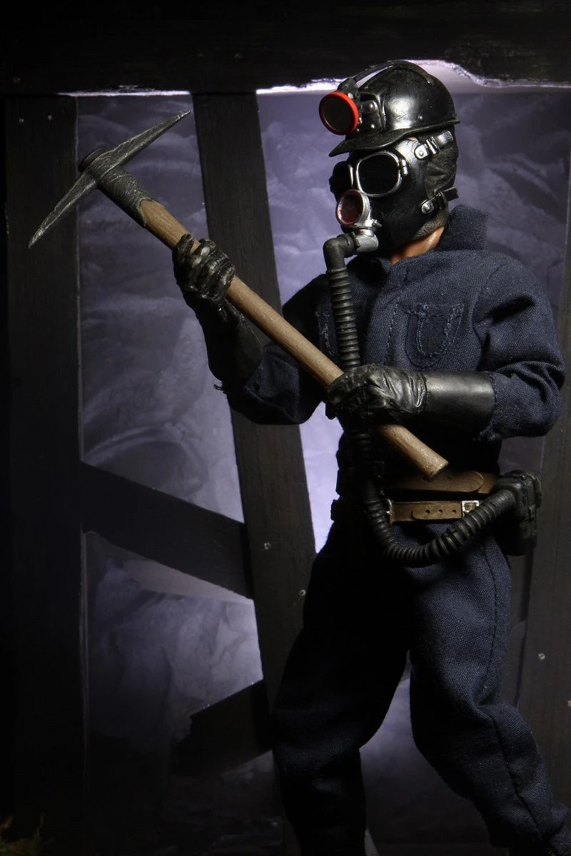NECA My Bloody Valentine - The Miner - Clothed Actionfigur 5 NECA My Bloody Valentine - The Miner - Clothed Actionfigur – Bild 3
