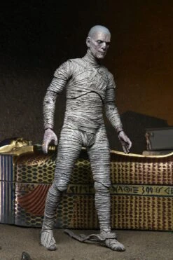 NECA Universal Monsters Figur- Ultimate Mummy (Color) -Spielzeug Puppen Geschäft mummy13 scaled 1