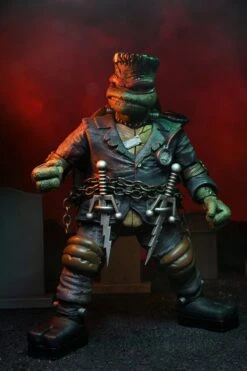 NECA Universal Monsters X TMNT - Ultimate Raphael Als Frankensteins Monster Figur -Spielzeug Puppen Geschäft raph12 scaled 1