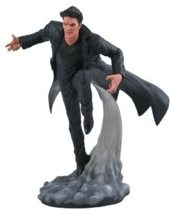 Diamond Select Buffy The Vampire Slayer - Vampire Angel Gallery Statue